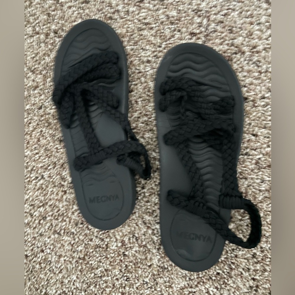 Black Strappy Sandals, size 9 (39) - NWT! ✨ - Picture 6 of 10